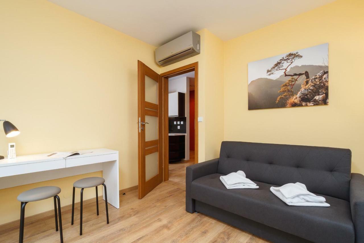 Apartments Krakow Masarska Free Parking By Noclegi Renters Bagian luar foto