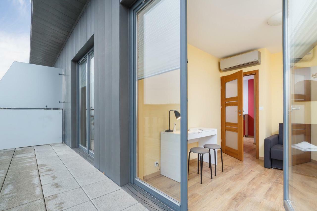 Apartments Krakow Masarska Free Parking By Noclegi Renters Bagian luar foto