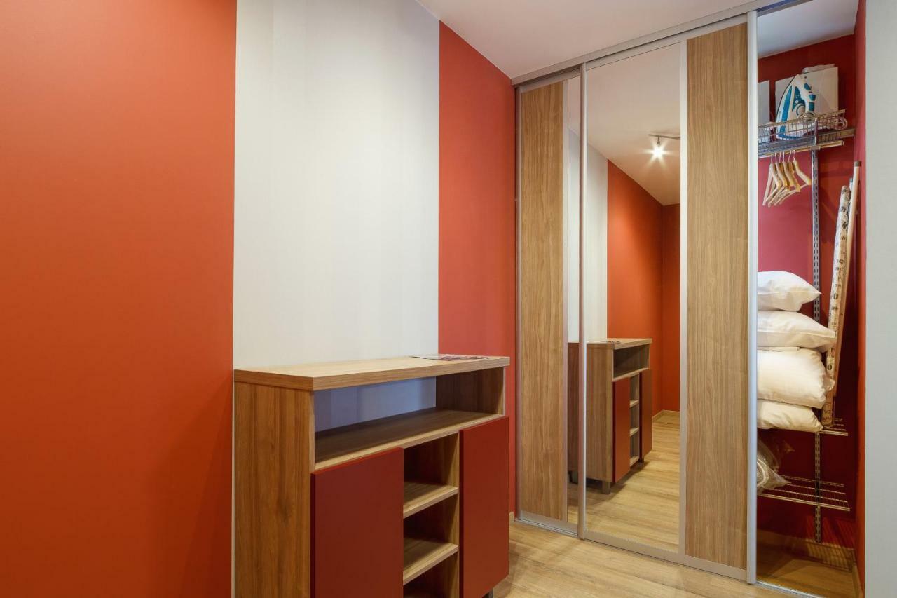 Apartments Krakow Masarska Free Parking By Noclegi Renters Bagian luar foto